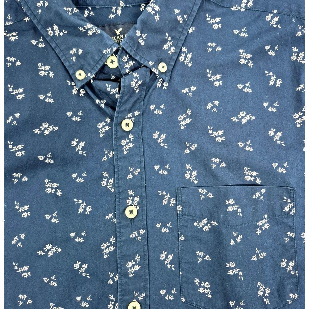 Mens American Eagle Outfitters Classic Navy Blue Calico print dress shirt Sz L - Picture 3 of 6